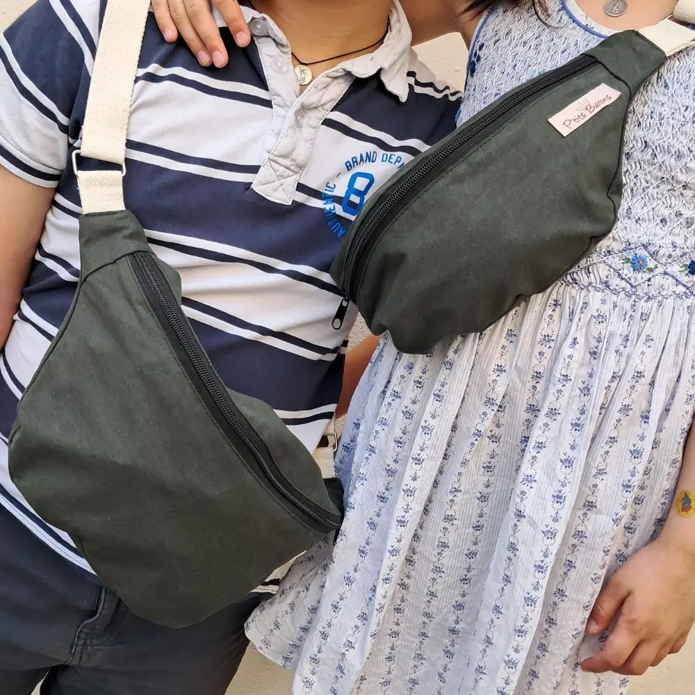 Sac banane enfant en tissus upcyclé Sac banane enfant en tissus upcyclé